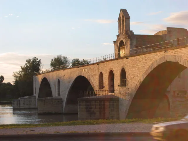 Imagen del Puente de Avignon, en Francia