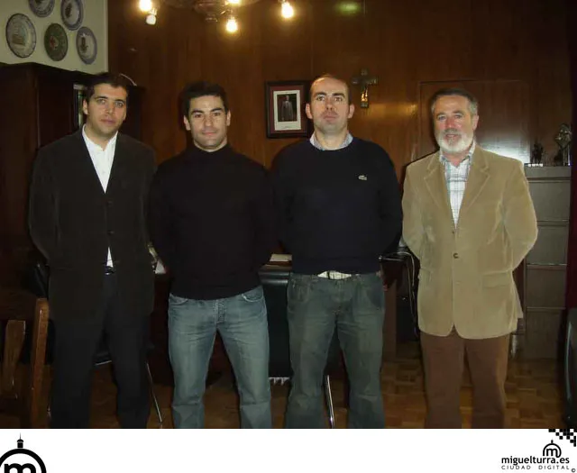 toma posesión dos nuevos policías, noviembre 2006