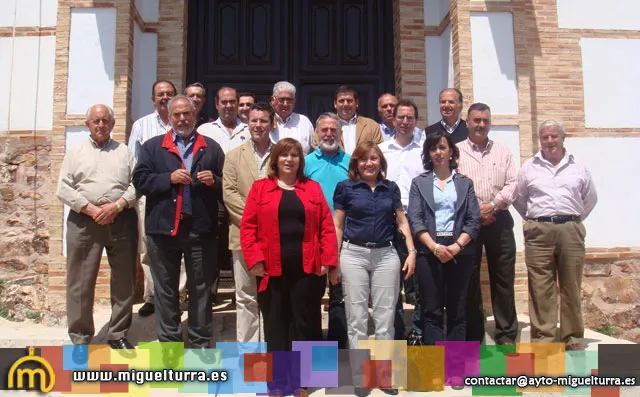 imagen tras el Pleno de la Mancomunidad, abril 2010