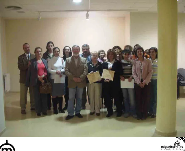 clausura cursos en el Pemis de Miguelturra, nov 06
