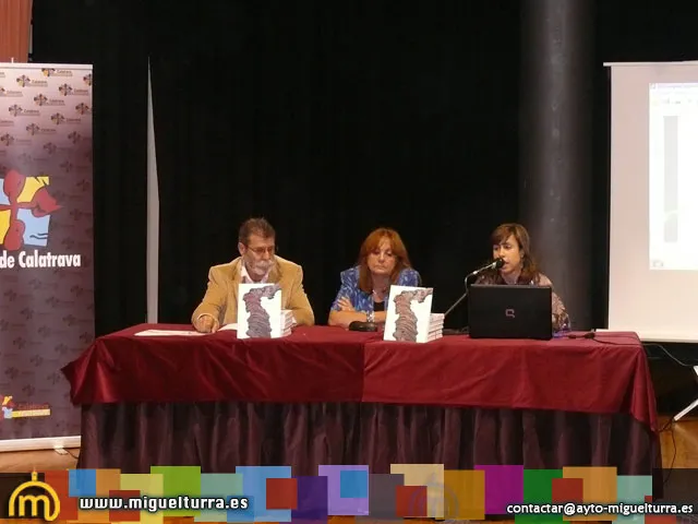 imagen acto presentación del libro Volcanología