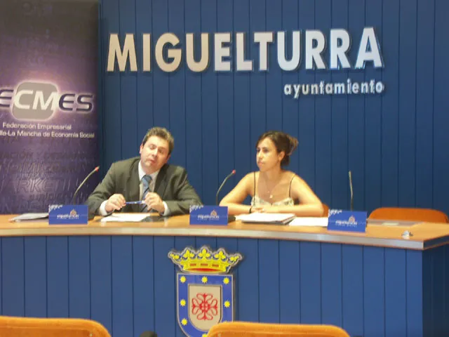 Acuerdo entre Fecmes y Ayuntamiento Miguelturra