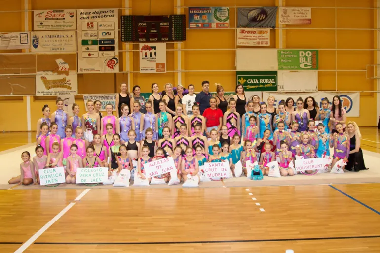 imagen de la convivencia de gimnasia ritmica volaverunt 2017