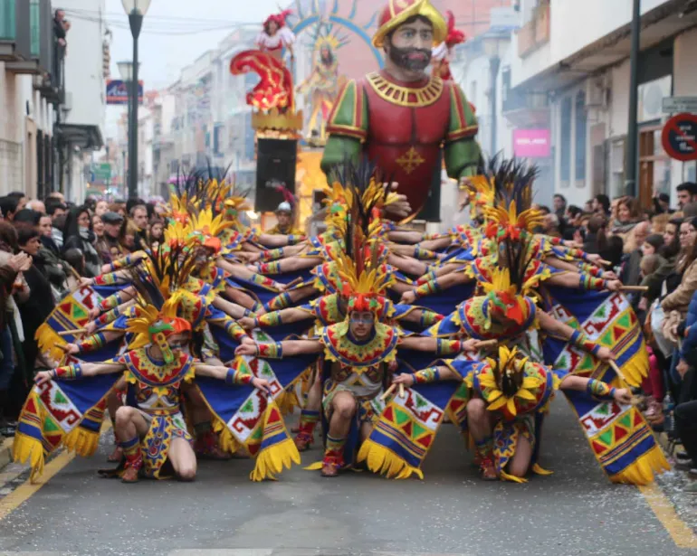 imagen del Burleta durante el desfile del Domingo de Piñata 2017 en Miguelturra