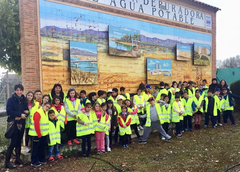 imagen de la visita del alumnado del colegio Benito Pérez  Galdós, abril de 2018
