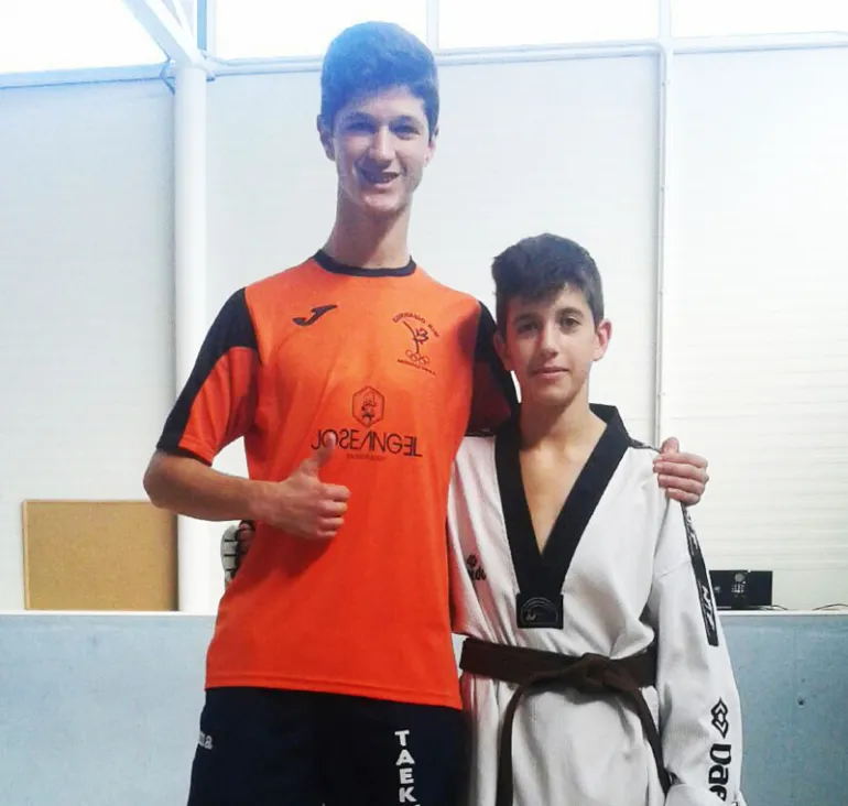 imagen de los hermanos Sergio y Álvaro Ruiz López, noviembre 2015