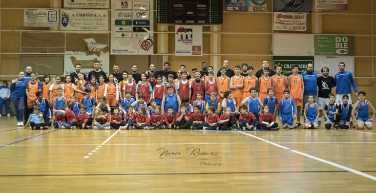 imagen grupal baloncesto en Miguelturra, noviembre 2017, imagen de Nuria Rosa