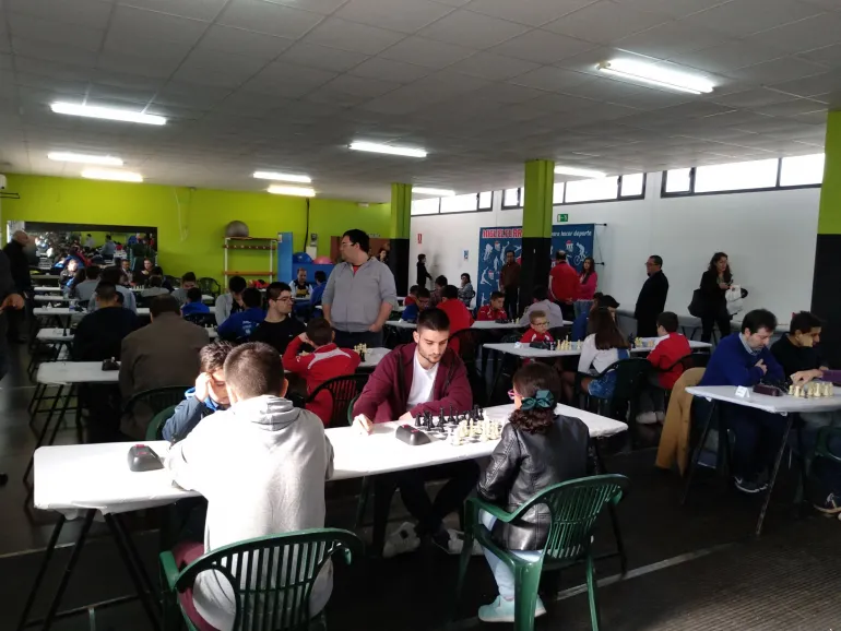 imagen durante el transcurso del Campeonato de Partidas Rápidas de Ajedrez, Miguelturra 2019, fuente imagen Club Ajedrez Miguelturra