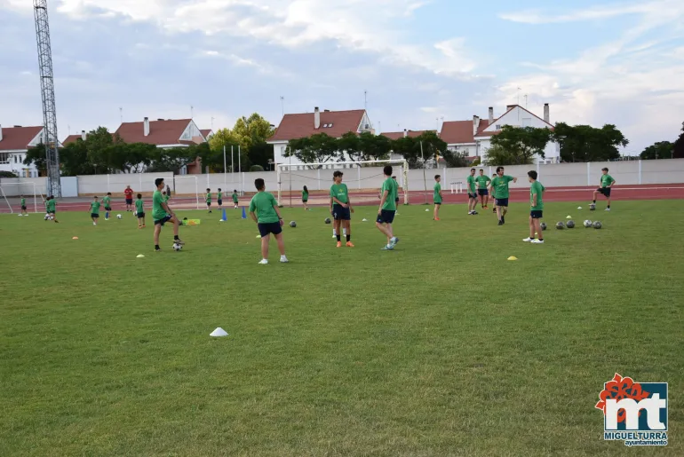 imagen del Campus de Fútbol de Miguelturra del pasado año 2019