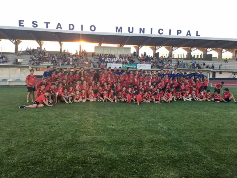 imagen de la clausura del Campus de Futbol Miguelturra 2017