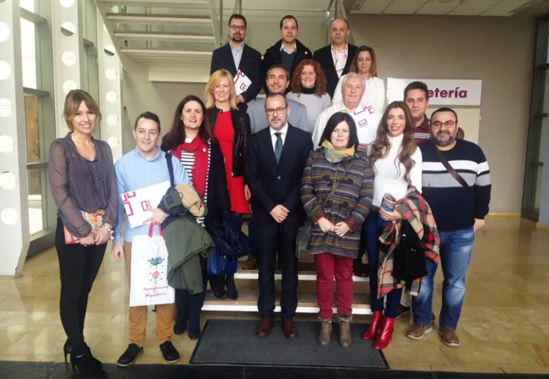 imagen grupal de autoridades locales regionales del Carnaval, febrero 2017, fuente imagen CMM