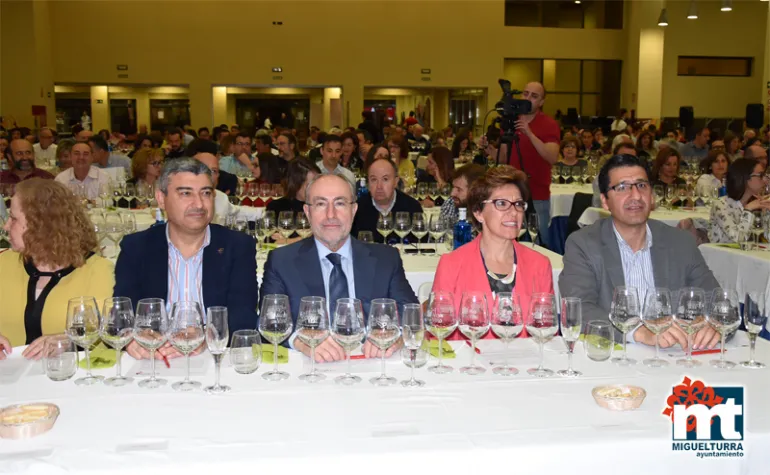imagen de la cata de vino en el CERE de Miguelturra, 28 marzo 2019