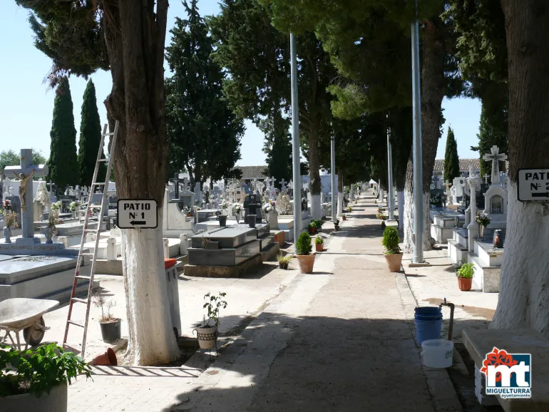 imagen de archivo del cementerio municipal de Miguelturra