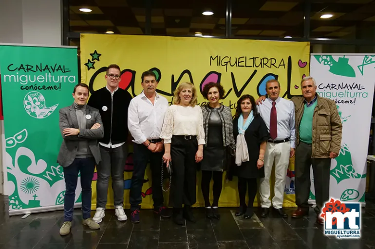 imagen de autoridades en la Cena de Las Máscaras Mayores, Carnaval 2020