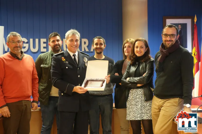 imagen de acto despedida a Elías Carrión Muñoz por parte del consistorio, marzo 2017