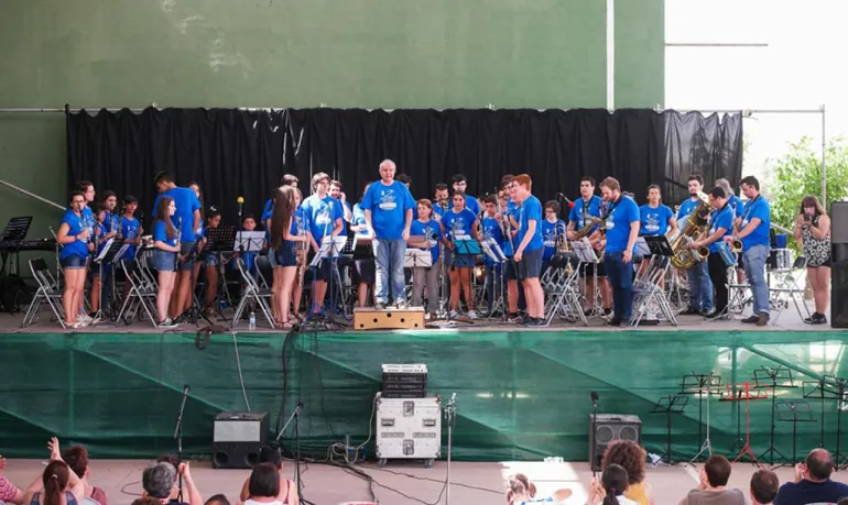 imagen de la Escuela de Música de Miguelturra en Quintanar del Rey, imagen de Ángel Ocaña, director