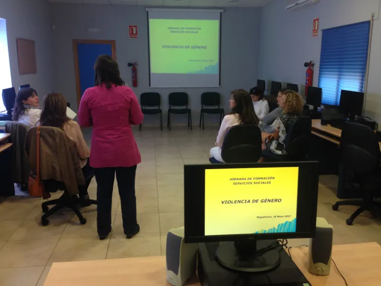 imagen de la sesión de formación sobre violencia de género, 18 mayo 2017