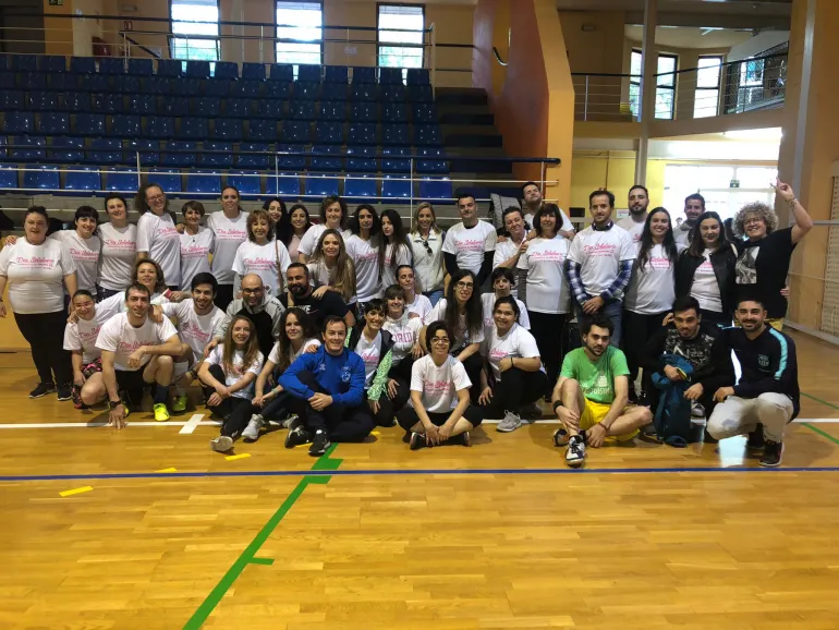 imagen de participantes en la jornada benéfica a favor de AMUMA, noviembre 2019 Miguelturra
