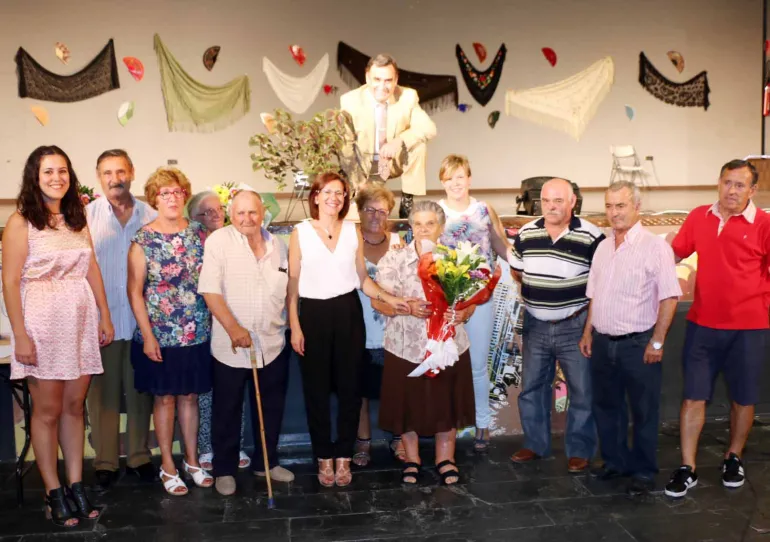Imagen Victoria Sobrino en el homenaje cena jubilados