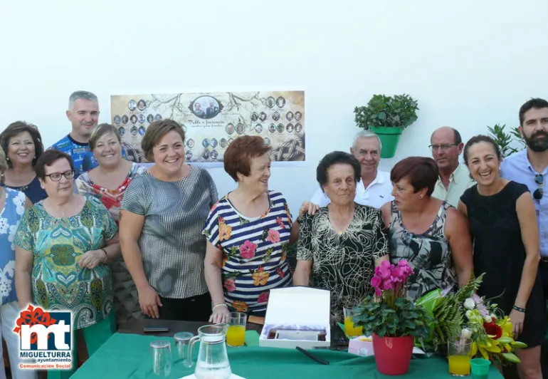 imagen del homenaje a Inocencia Díaz Serrano, Ferias y Fiestas Miguelturra 2016