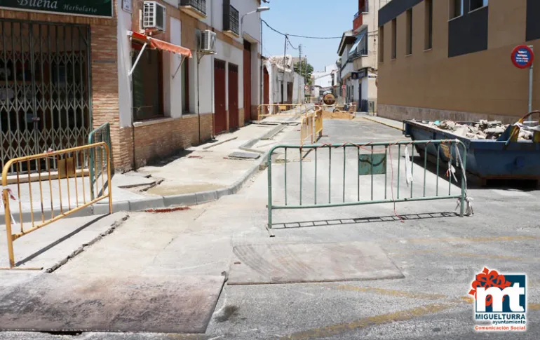 imagen de las obras que se están acometiendo en la calle Botija, julio 2015