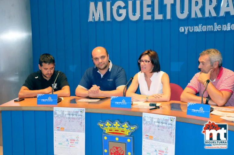 imagen presentación del Clinic Vóley Playa de Miguelturra 2015