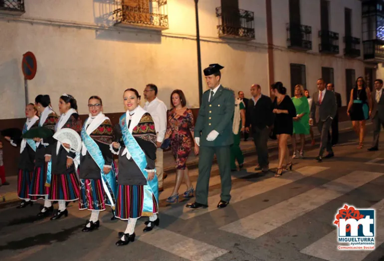imagen de la Corporación Municipal, Reina y Damas y Autoridades en la Procesión, septiembre 2015