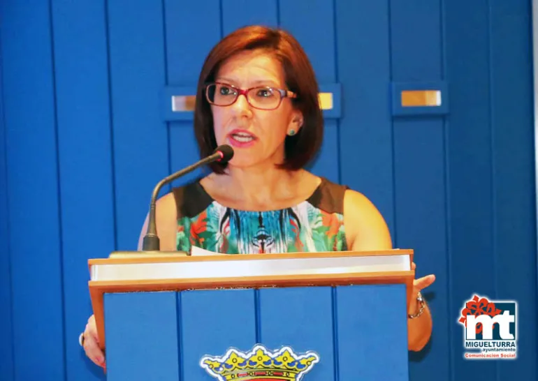 imagen de la alcaldesa Victoria Sobrino, 16 septiembre de 2015
