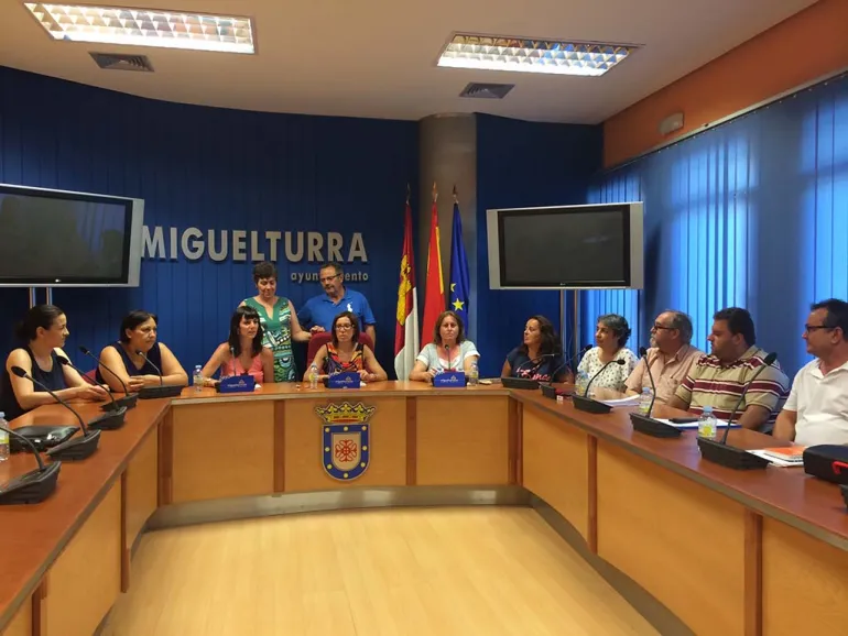 Imagen Victoria Sobrino y la Plataforma de afectados por la Hipotecas 