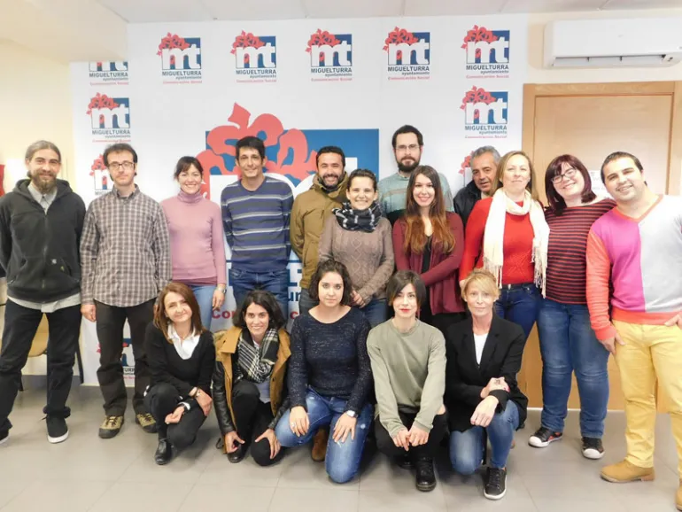 imagen del grupo de la Lanzadera de Empleo 2.0 en Radio Miguelturra, enero 2017, fuente imagen Lanzadera