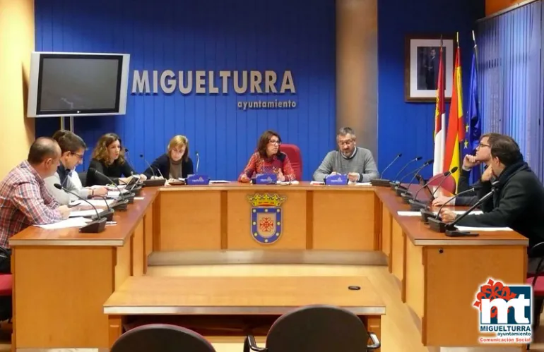 imagen de la Comisión de la Mesa Local por el Empleo, enero 2017