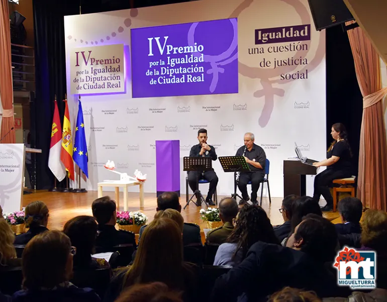 imagen de uno de los momentos musicales de la Gala, marzo 2020
