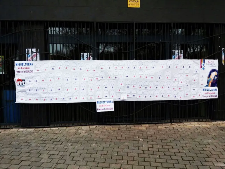 imagen del mural elaborado con firmas en pro de la igualdad, marzo de 2017