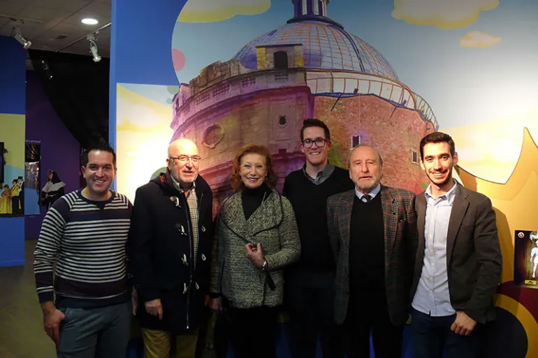 imagen de la nueva Junta Directiva de la Asociación de Peñas del Carnaval