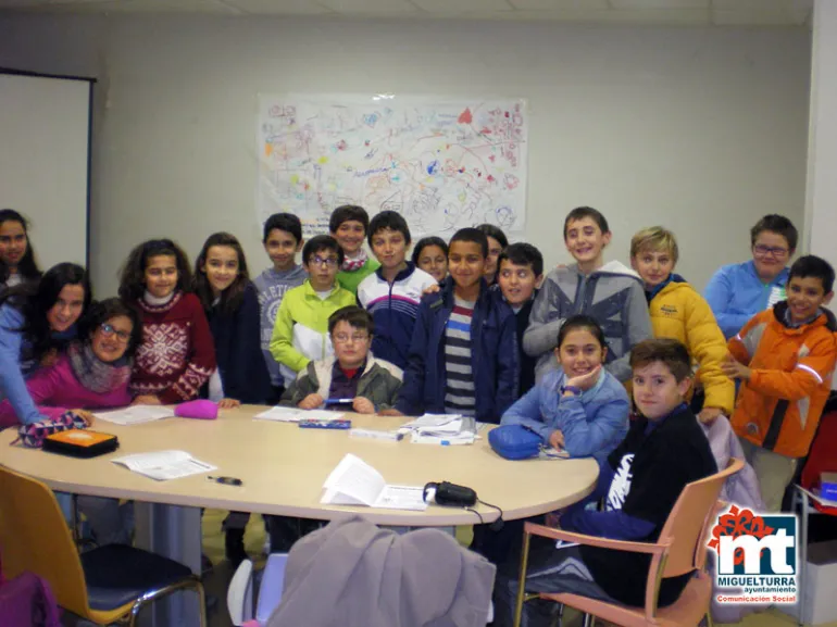 imagen de uno de los talleres contra el absentismo escolar en Miguelturra
