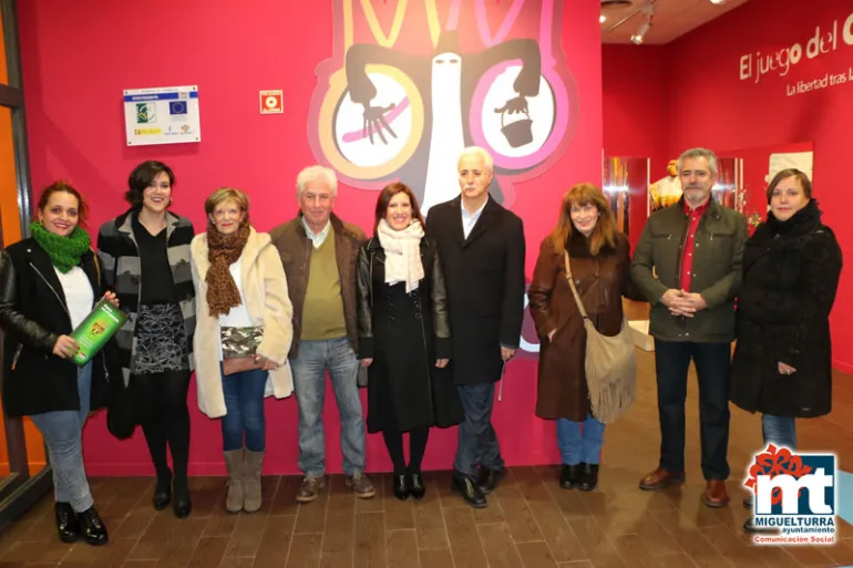 imagen oficial con autoridades de la reinauguración del Museo del Carnaval de Miguelturra