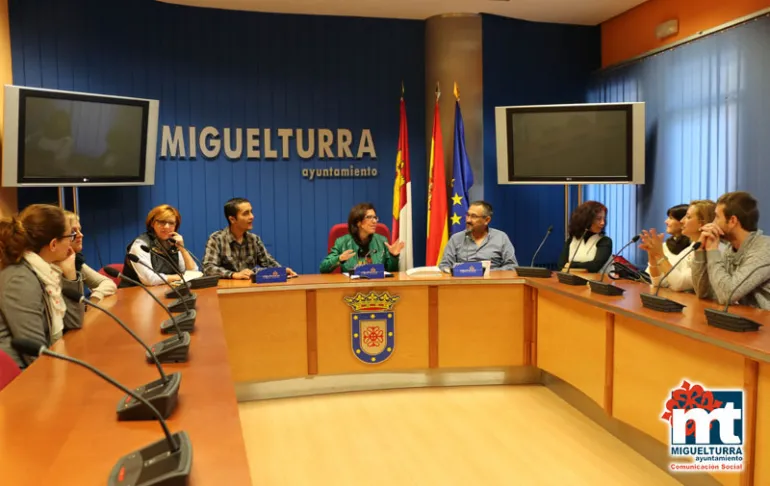 imagen de la reunión en el Salón de Plenos con comerciantes, octubre de 2015