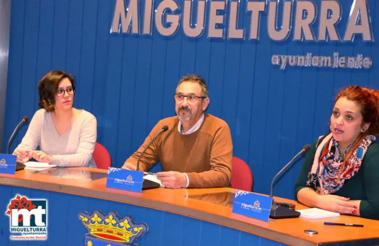 imagen rueda de prensa en el Salón de Plenos, enero de 2016
