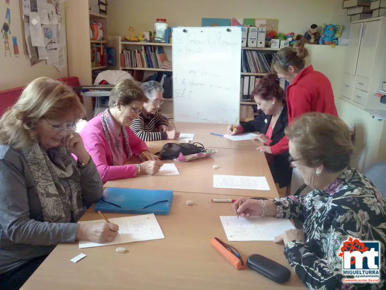 imagen de una de las sesiones del taller Sentir Historias, noviembre 2015