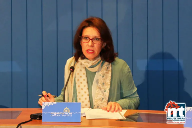 imagen de la alcaldesa Victoria Sobrino durante la rueda de prensa, diciembre 2016
