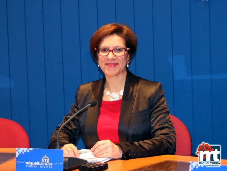 imagen de Victoria Sobrino informando sobre los acuerdos tomados, diciembre 2017