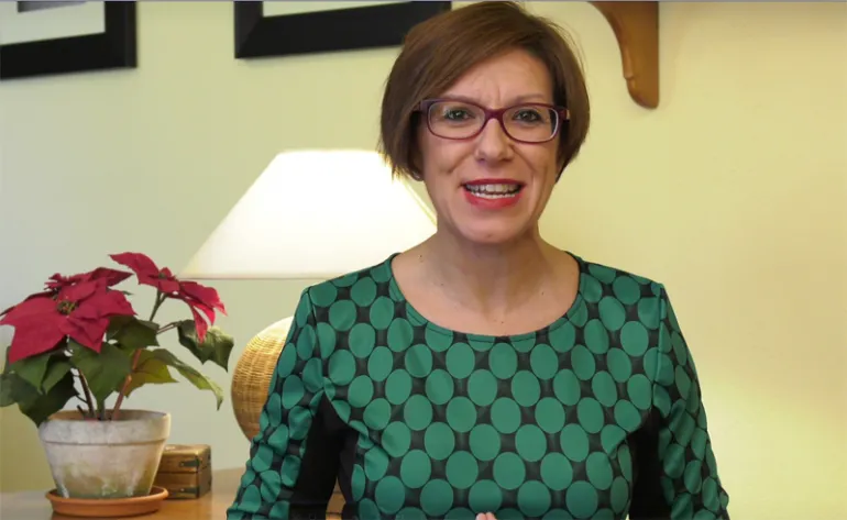 imagen de Victoria Sobrino durante el vídeo del mensaje de Navidad 2017