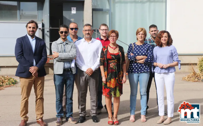 imagen de la visita de la Corporación Municipal al edificio de la CEOE CEPYME, septiembre 2017