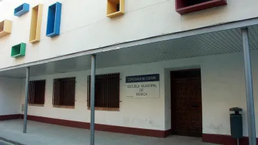 imagen de la fachada de la Escuela Municipal de Música y Danza de Miguelturra