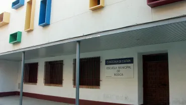 imagen de la fachada de la Escuela de Música y Danza de Miguelturra