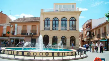 imagen de archivo de la fachada del edificio de Bienestar Social de Miguelturra