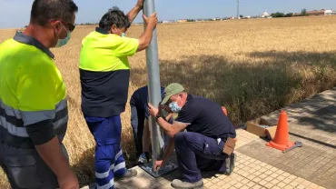 imagen de las obras de luminaria que se están ejecutando en el camino del cementerio municipal, imagen de Diego Rodríguez, junio 2020