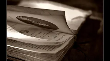 imagen conmemoración Día del Libro, deviantart.com