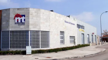 imagen de la fachada del vivero de empresas de Miguelturra.