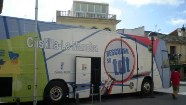 imagen del bus informativo sobre TDT, febrero 2010
